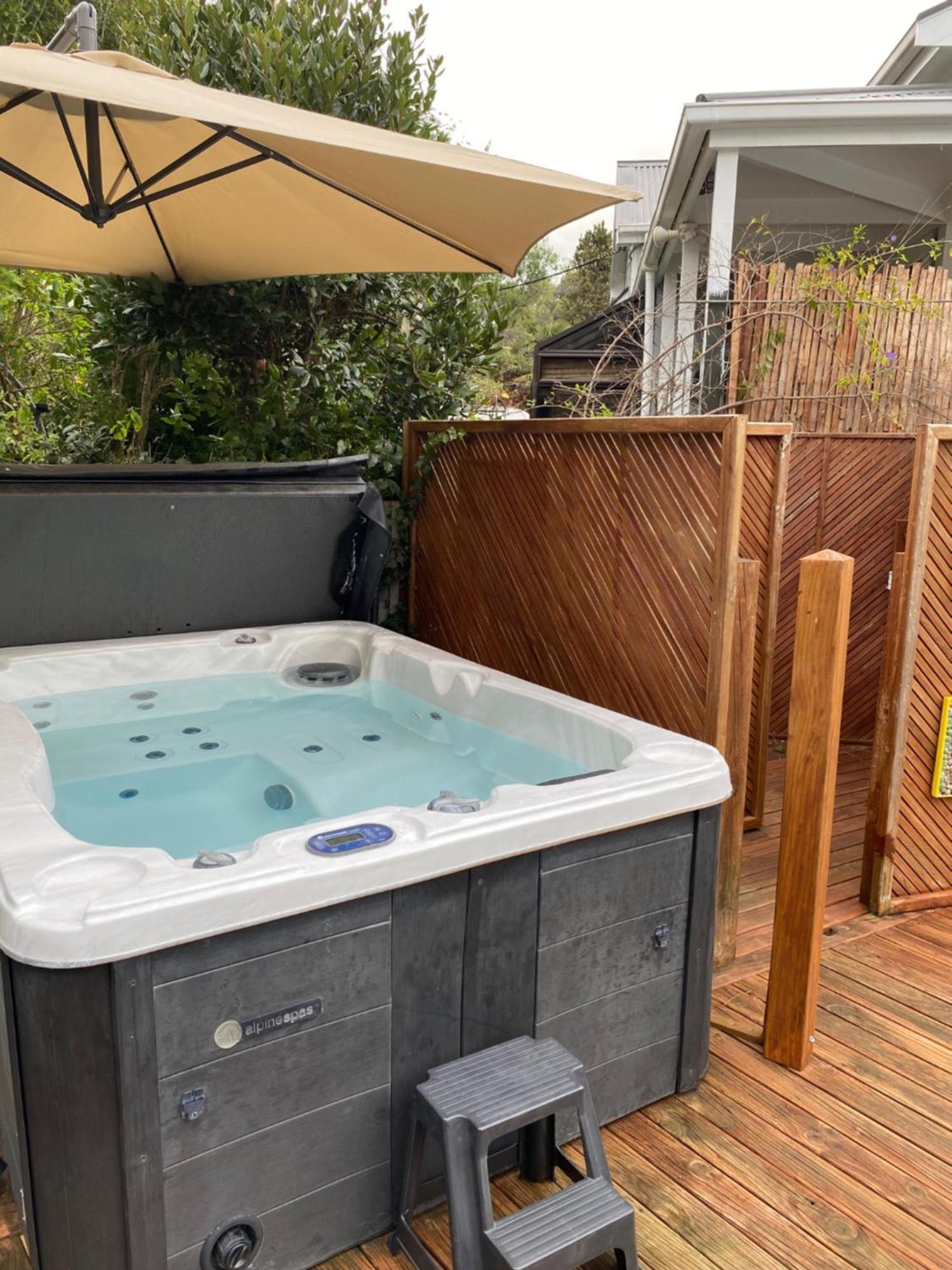Superb Studio Retreat With Spa, Pool & Bbq Access Whanganui Exteriér fotografie